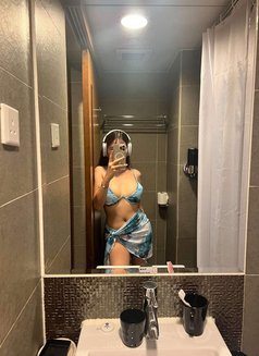 HYUNA - puta in Hong Kong Photo 11 of 12