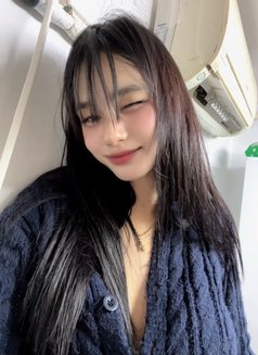 HYUNA - puta in Macao Photo 6 of 10