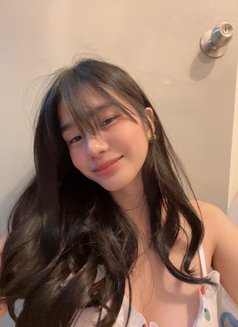 HYUNA - puta in Macao Photo 9 of 10