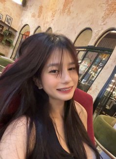 HYUNA - escort in Manila Photo 6 of 11