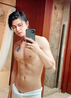 Hyunjin Lee - Acompañantes masculino in Manila Photo 6 of 6