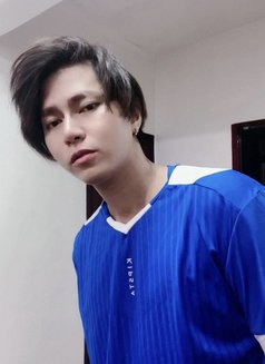 Hyunjin Lee - Male companion in Manila Photo 2 of 17