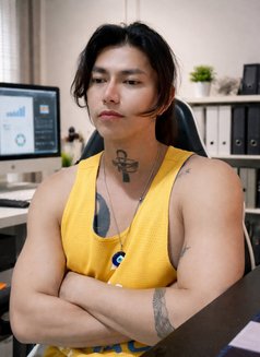 Hyunjin Lee - Male companion in Manila Photo 19 of 19