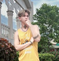 Hyunjin Lee - Male escort in Manila