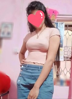 I Am Aditi cam and real meet sexual chat - puta in Ahmedabad Photo 3 of 3