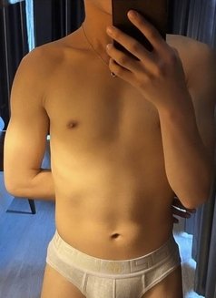 I am Airy - Male escort in Bangkok Photo 3 of 6