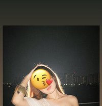 I am Alina North East Girl - puta in New Delhi Photo 1 of 6