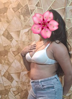 I Am Aliya 20+ College Girl - escort in New Delhi Photo 20 of 22