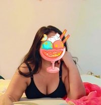 I Am Alone Housewife Annu (Real & Cam) - puta in New Delhi