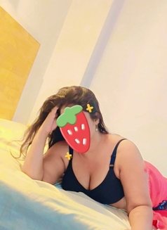 I Am Alone Housewife Annu (Real & Cam) - escort in New Delhi Photo 4 of 5