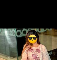 I Am an Airhostess. Real Meet and Cam - puta in Hyderabad