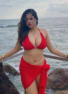 I Am an Airhostess. Real Meet and Cam - puta in Hyderabad Photo 5 of 9