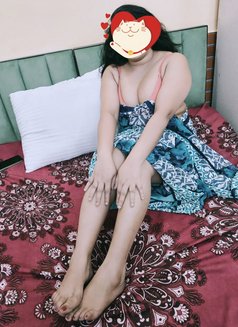 I Am Deepika, Real Meet N Live Cam Show - puta in New Delhi Photo 12 of 13