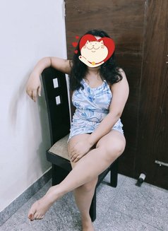 I Am Deepika, Real Meet N Live Cam Show - puta in New Delhi Photo 13 of 13