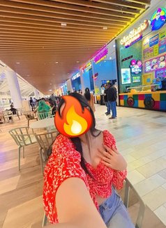 I am Diksha only incall airbnb - puta in Noida Photo 4 of 5