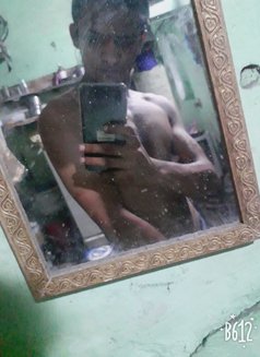 Threesome Boy Raaj 24×7 Male iscort - Acompañantes masculino in New Delhi Photo 5 of 13