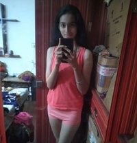 I am in independent girl Manvi sarma - puta in Navi Mumbai Photo 1 of 4