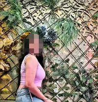 Ayisha indep. (Cam with real meet) - escort in Hyderabad