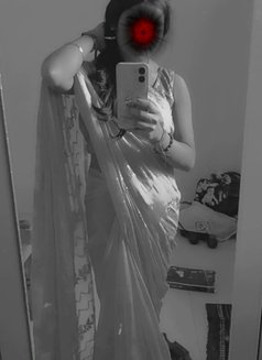 Ayisha indep. (Cam with real meet) - escort in Hyderabad Photo 2 of 5