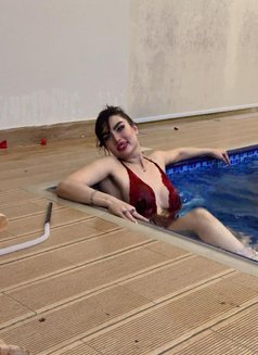 I am 🇮🇷 iran - masseuse in Al Sohar Photo 6 of 7