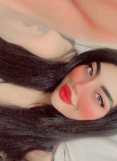 I am 🇮🇷 iran - masseuse in Al Sohar Photo 7 of 7