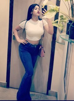 I Am Mariya Hand Case Model Genuine Call - escort agency in Hyderabad Photo 2 of 4