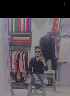 I Am Memon - Male escort in Mumbai Photo 5 of 5