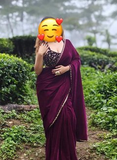 I Am Neru Kaur Independent Girl - puta in New Delhi Photo 3 of 12