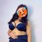 I am Nikki Independent Girl - puta in New Delhi Photo 3 of 5