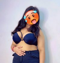 I am Nikki Independent Girl - puta in New Delhi