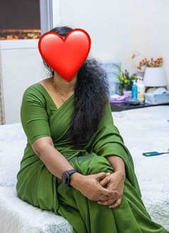I Am Pooja From Kerala - escort in Ajmān Photo 5 of 5