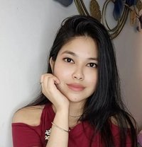 I am Riya cam and real meet - escort in Chennai