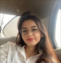 I Am Riya Cam Independent - puta in Ahmedabad