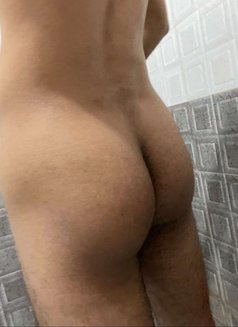 I Am Saudi - Male companion in Riyadh Photo 1 of 1