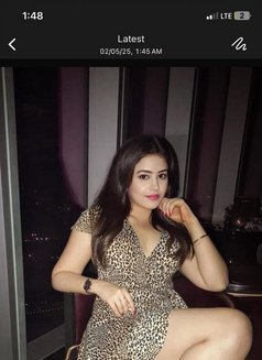 I Am Simran Escort Call 7404zero81450 - puta in Chandigarh Photo 4 of 5