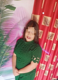 I Am Sonali (real meat and cam session) - escort in New Delhi Photo 4 of 5