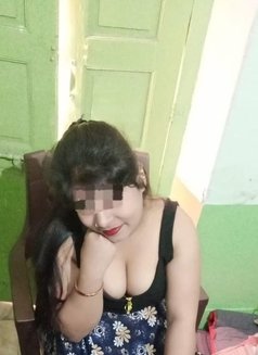 I Am Sonali (real meat and cam session) - escort in New Delhi Photo 5 of 5