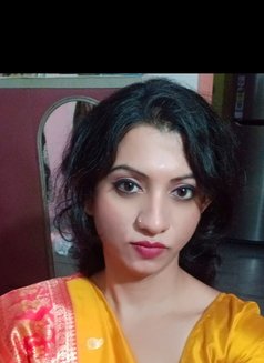 I AM VERY SEXY AND HOT 1 TIME MEET ME PL - Acompañantes transexual in Kolkata Photo 16 of 25