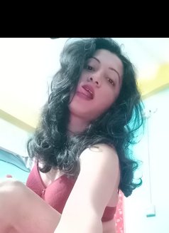 I AM VERY SEXY AND HOT 1 TIME MEET ME PL - Acompañantes transexual in Kolkata Photo 17 of 25
