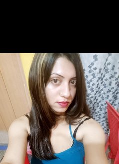 I AM VERY SEXY AND HOT 1 TIME MEET ME PL - Acompañantes transexual in Kolkata Photo 26 of 29