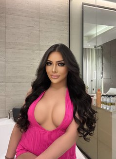 I can do top and bottom with Popper - masseuse in Khobar Photo 13 of 14