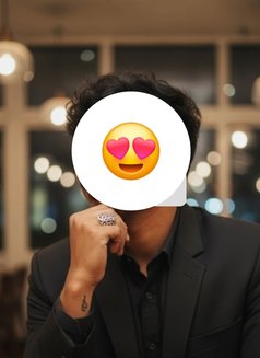 I Daddymagnet - Male escort in Bangalore Photo 1 of 3