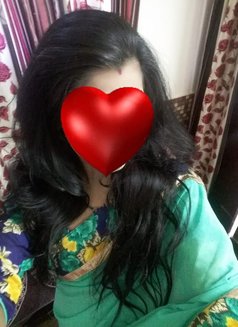 I Happily Provide Girlfriend Experience* - escort in New Delhi Photo 3 of 16