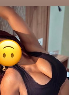 I Have 907k Follower on Instagram🩷 - escort in Mumbai Photo 3 of 9