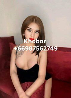 I live Khobar,Saudi Arabia - Transsexual escort in Khobar Photo 4 of 5