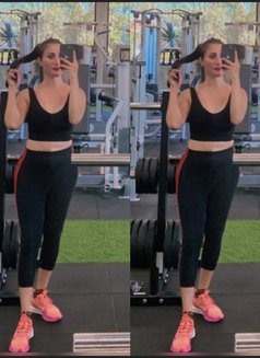 I Love Play Wi Th Romance Ser Vice - Transsexual escort in Bali Photo 9 of 14