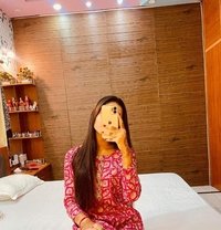 Im Soni, Shot with Fun At My Place - escort in New Delhi