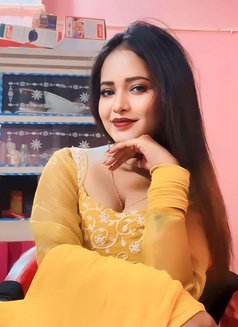 Free face confirmation for cam and meet, - escort in Chennai Photo 2 of 6