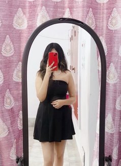 I'm Anjali for meet & cam session - escort in Pune Photo 6 of 8