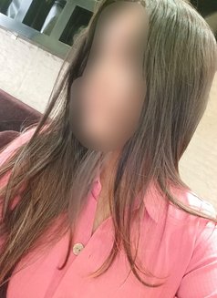 Anjali {Real meet & Cam show}Indipendent - puta in Hyderabad Photo 6 of 7